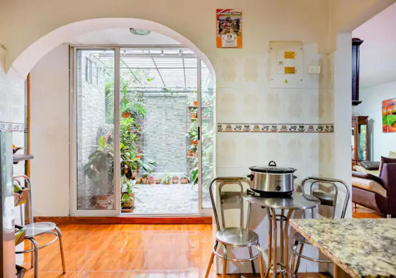 Noras Homestay Laureles Medellin Ngoại thất bức ảnh